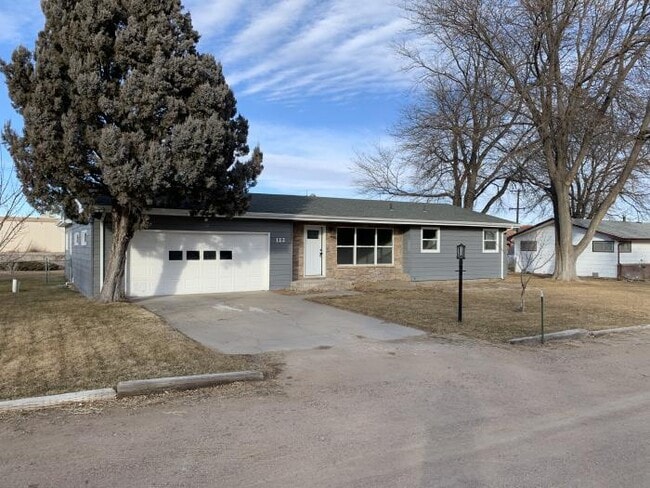 Building Photo - 3 bedroom in Sterling CO 80751