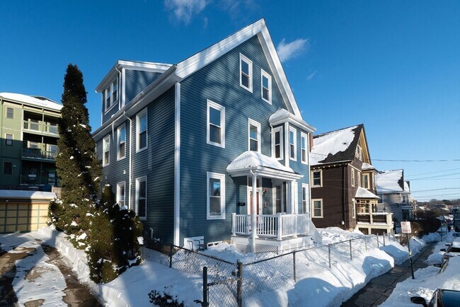 Building Photo - 108 Paul Gore St