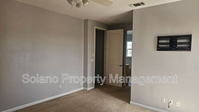 Building Photo - 8184 Carlisle Way