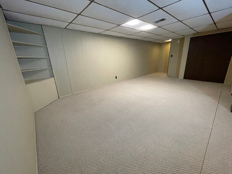 Building Photo - 611 Saint Johns Dr
