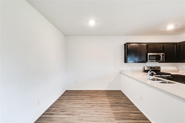 Building Photo - 415 Geode Glen
