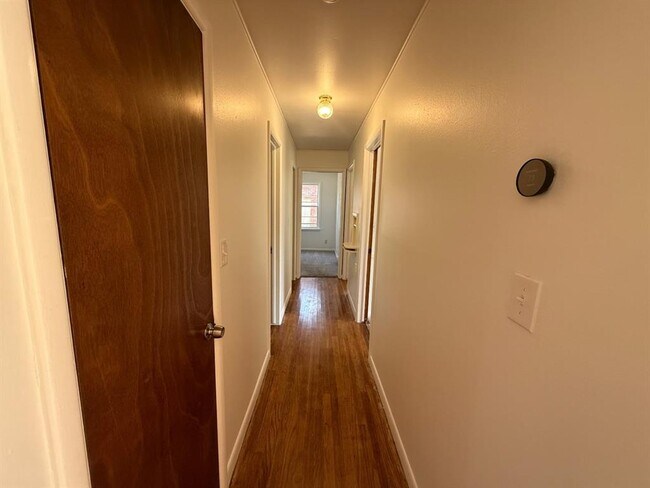 Building Photo - 3032 NW 67th St