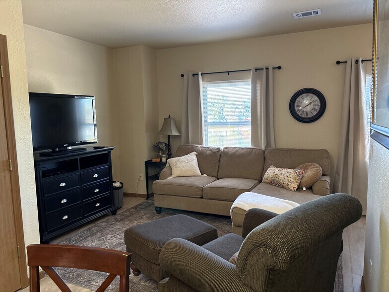 LIVING ROOM - 125 W Main St