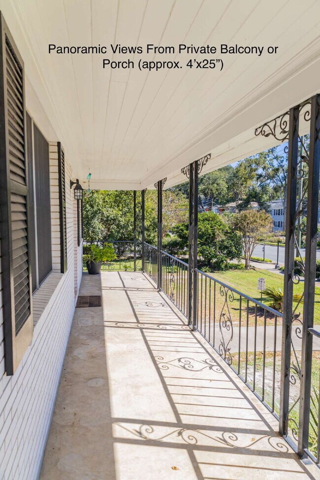 Building Photo - Newly Renovated 2 BR/1BA Luxury Apartment Home