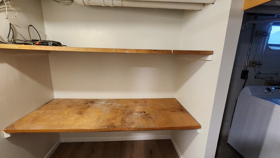 Building Photo - 609 Rose St