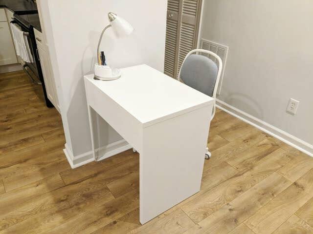 Building Photo - 413 Pine St NE