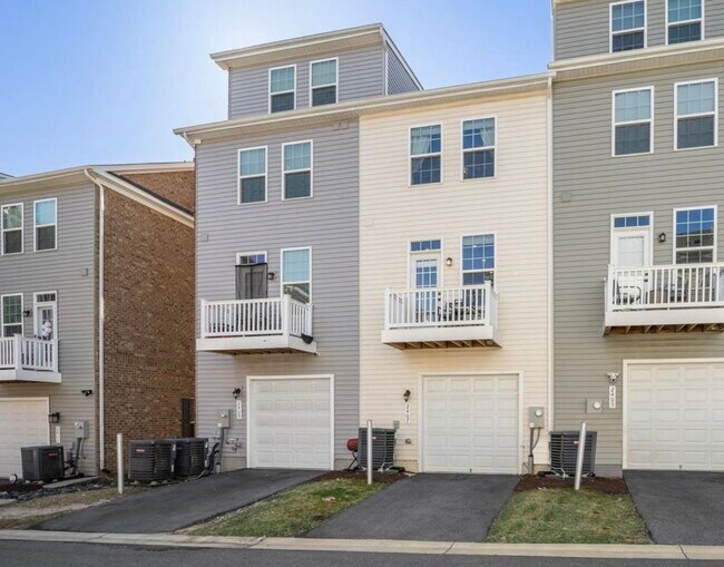 Building Photo - 2407 Marsh Point