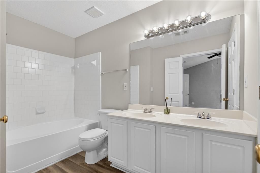 Building Photo - 4645 Valais Ct