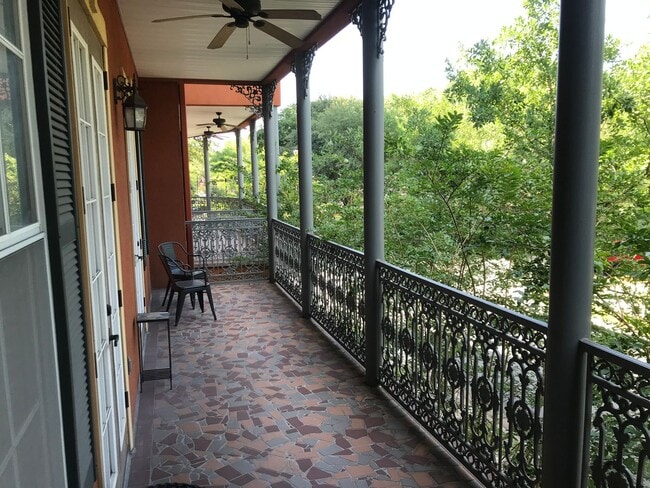 Building Photo - Jackson Square - 2 Bedroom, 2 Bathroom Condo
