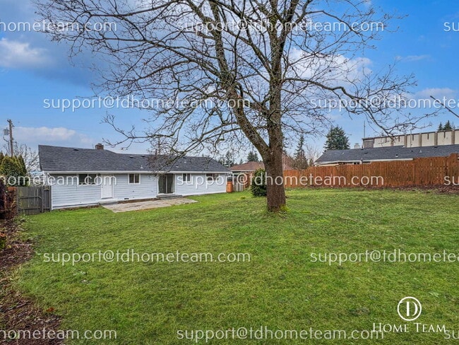 Building Photo - "Charming 4-Bed Family Home in SeaTac with Granite Countertops & Hardwood Floors!"