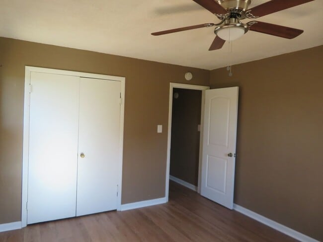 Building Photo - Dinwiddie County