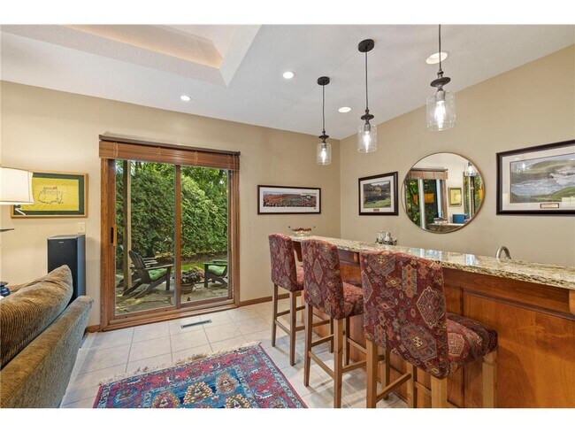 Building Photo - 9378 Olympia Dr