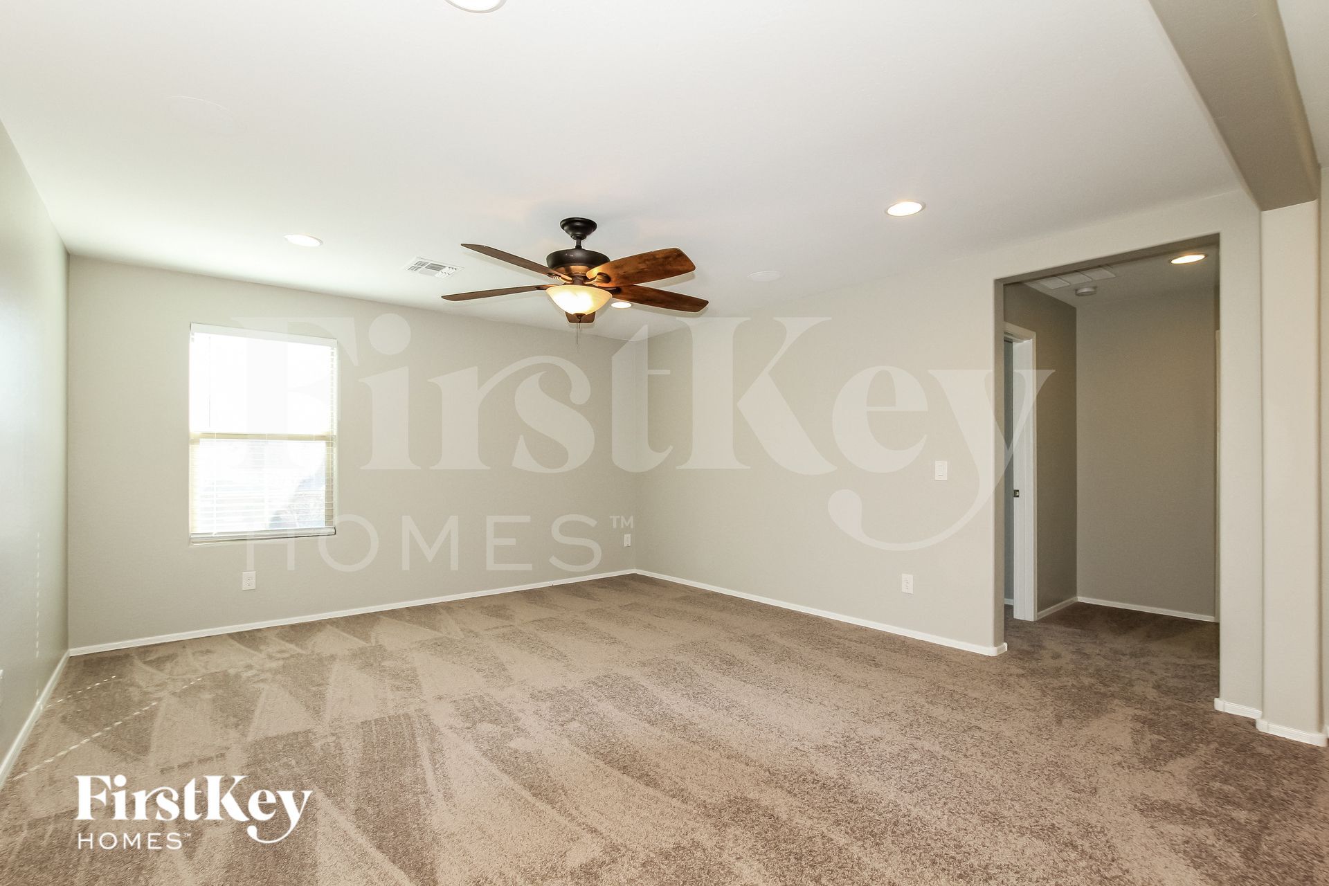 Building Photo - 10242 W Levi Dr