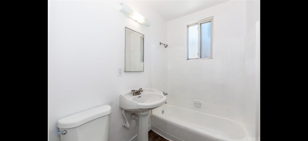 Building Photo - 4117 W 166th St
