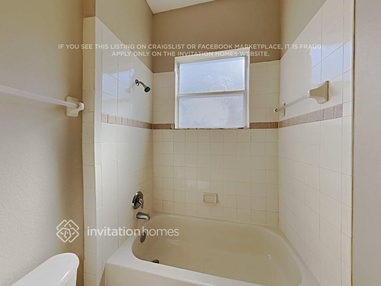 Building Photo - 652 Newhall Ln