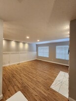 Building Photo - 10555 Montgomery Rd