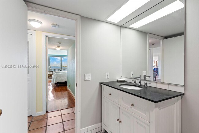 Building Photo - 2200 S Ocean Ln