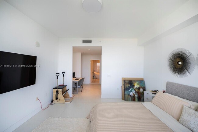 Building Photo - 330 Sunny Isles Blvd