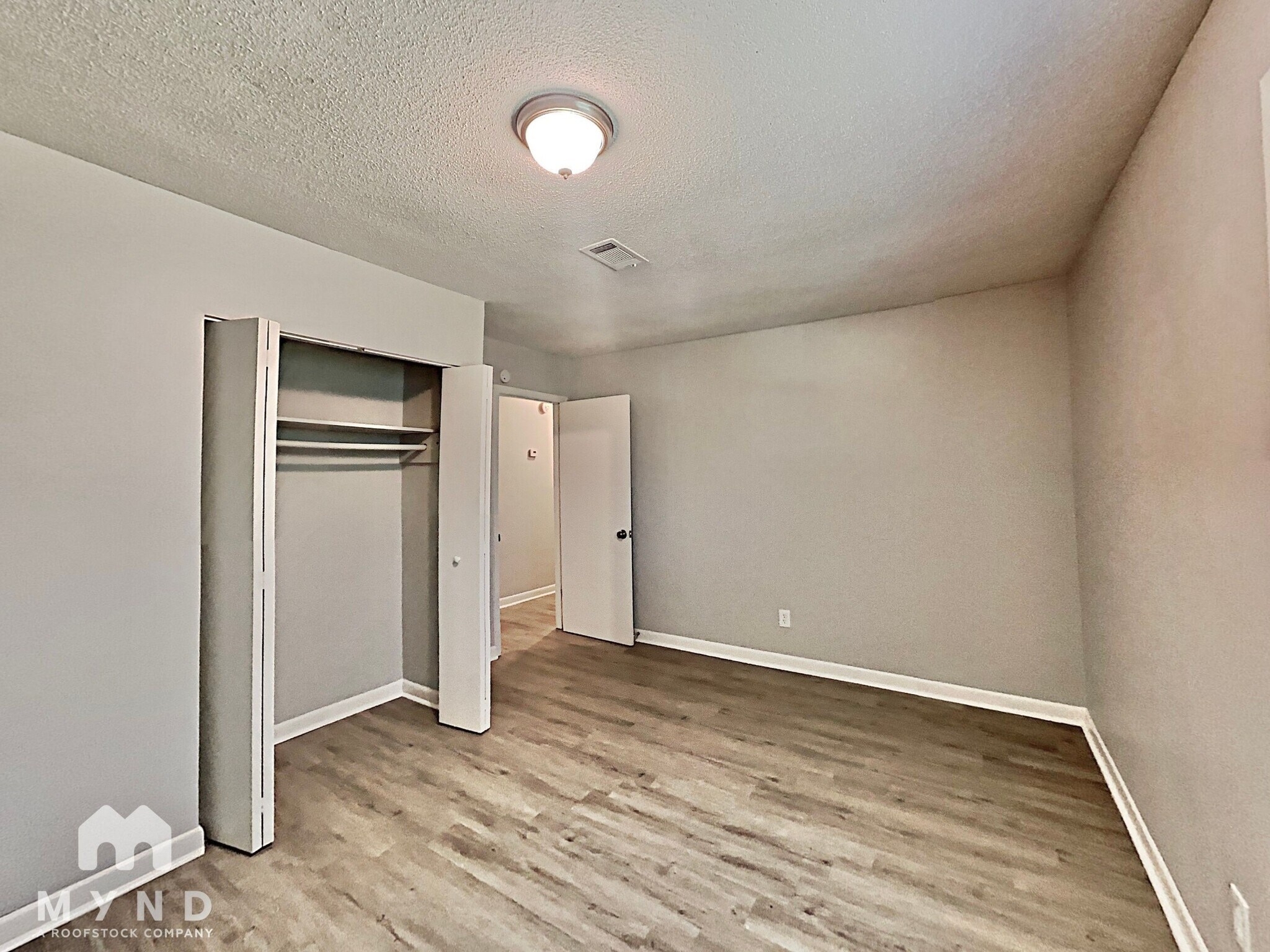 Building Photo - 8989 Leaf Ln