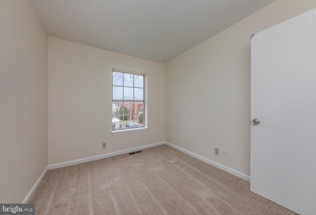 Building Photo - 2211 Minnear St