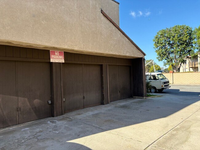 Building Photo - hbr4882