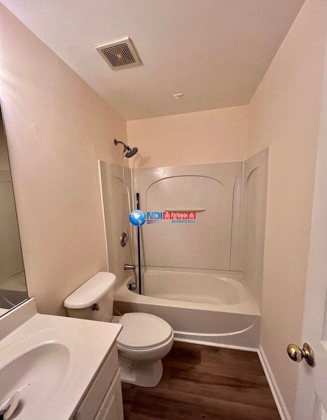 Building Photo - Townhome in Norcross with easy access to I-85
