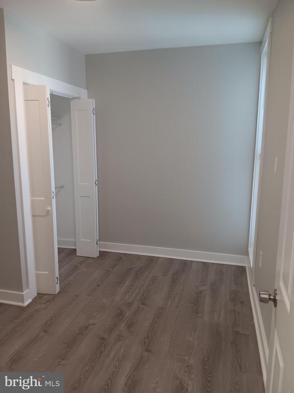 Building Photo - 1939 N Myrtlewood St