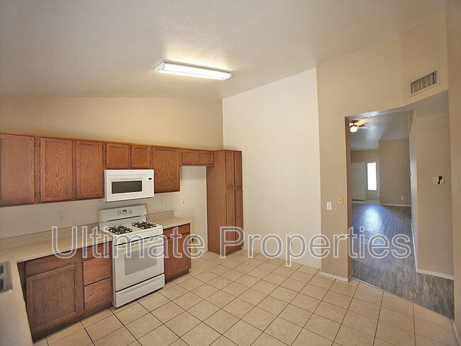 Building Photo - 9903 N 77th Ave