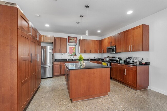 Building Photo - Incredible 3-Bedroom Home in the Agave Neighborhood of East Austin