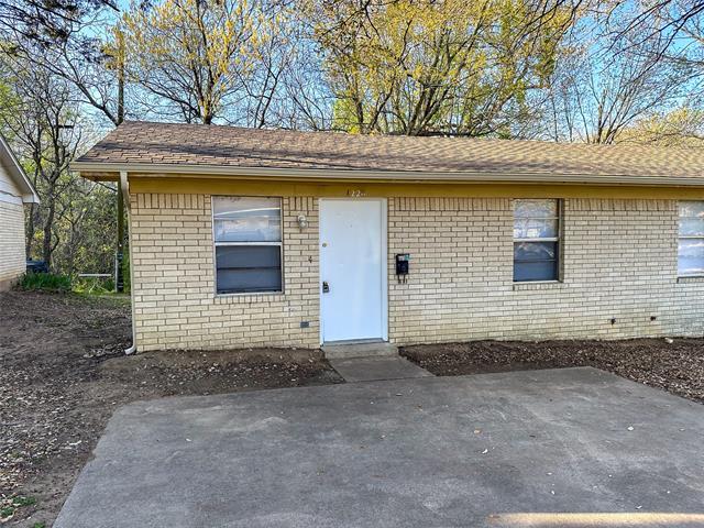 Primary Photo - 1226 W Hunt St