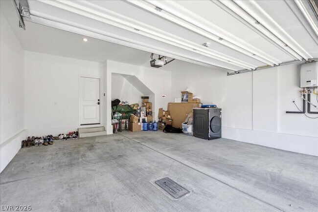 Building Photo - 9276 Litvin St