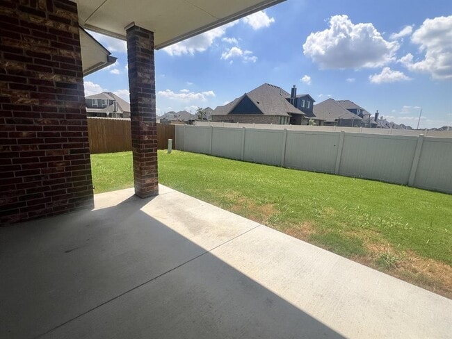 Building Photo - 11805 Loren Brook Ln