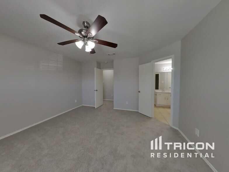Building Photo - 13007 Lark Point Ct