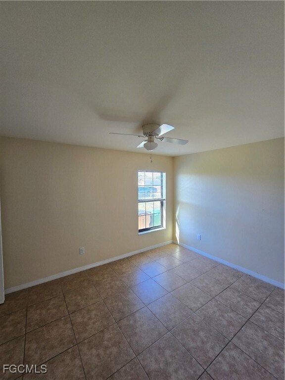 Building Photo - 138 SE 12th St