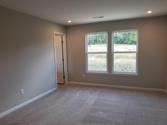 Building Photo - 1389 Meadowrun Ln