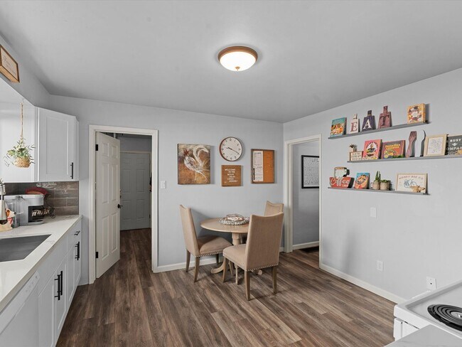 Building Photo - Single Level, Brick duplex