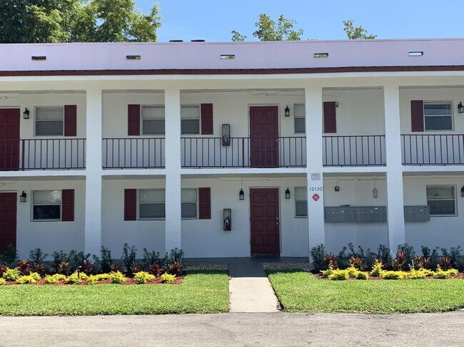 Primary Photo - 10120 NW 36th St