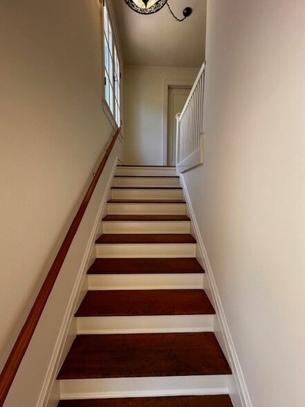 Building Photo - 2046 N Highland Ave