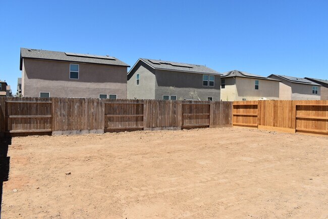 Building Photo - 4123 Scarlet Ct