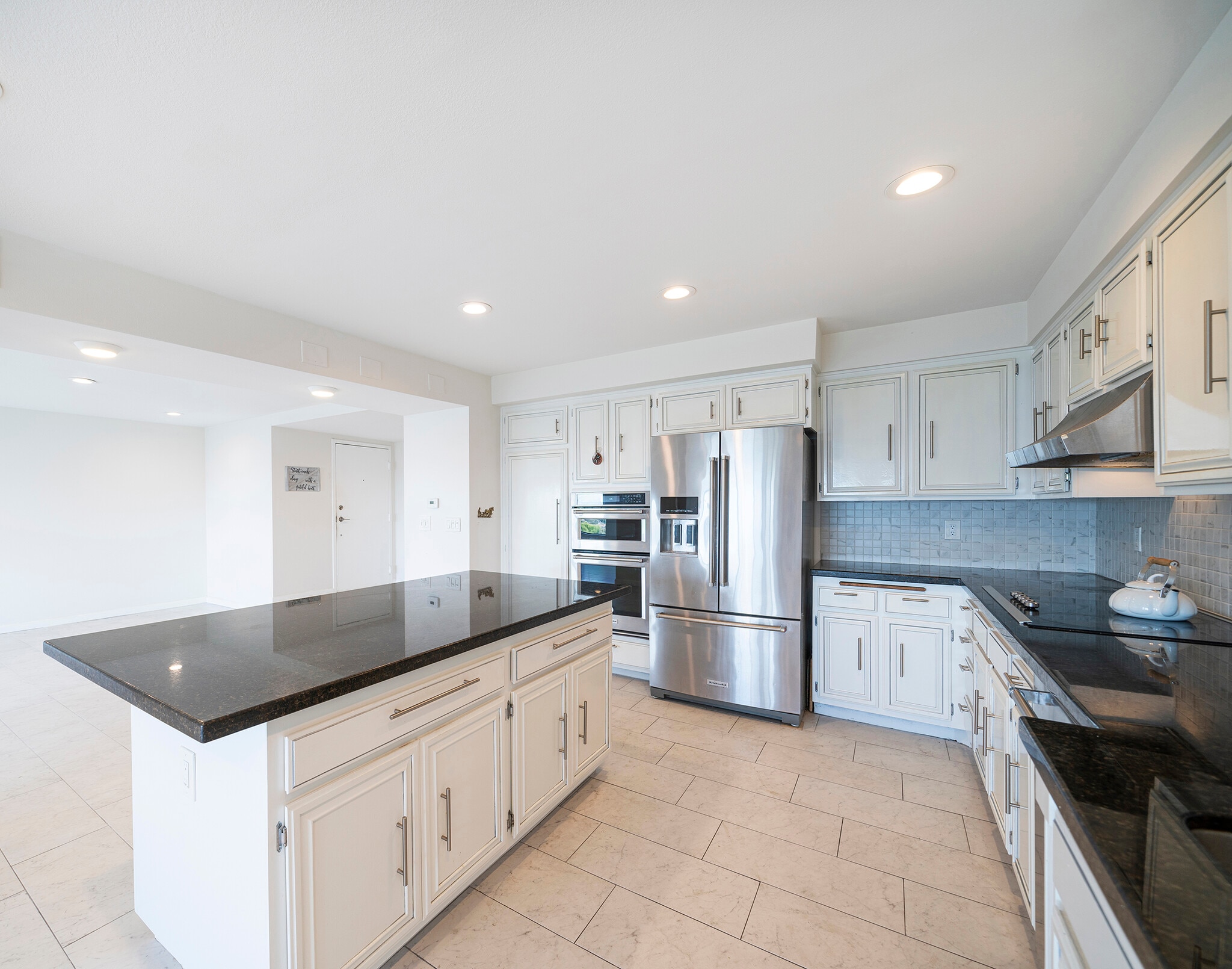 Kitchen - 2209 W 25th St