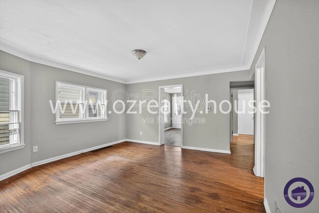 Building Photo - 837 Colburn St