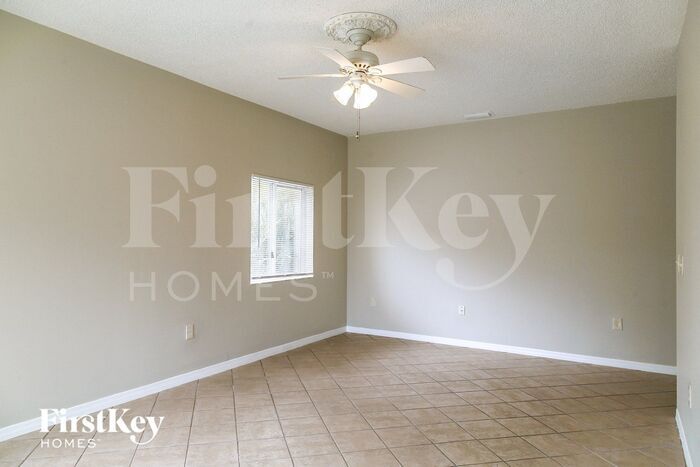 Building Photo - 2870 Dunwoodie Pl