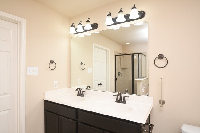 Building Photo - 10015 Bitternut Hickory Ln