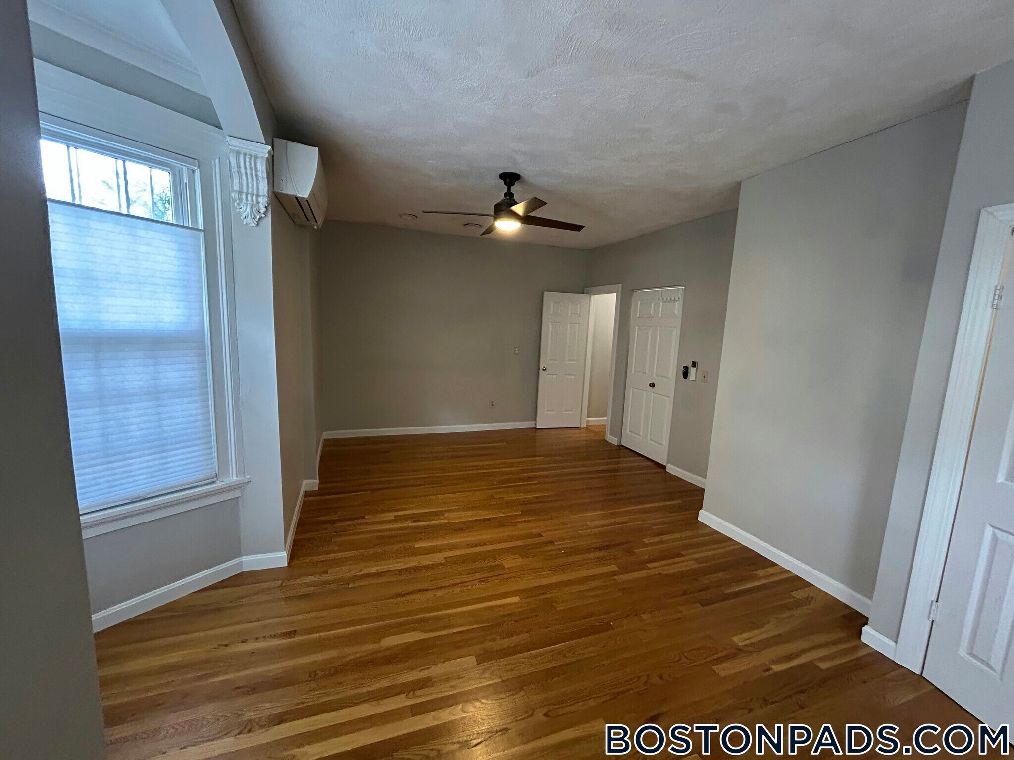 Building Photo - 120 Highland St