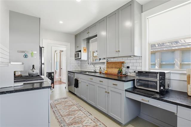 Building Photo - 4121 Pershing Ave