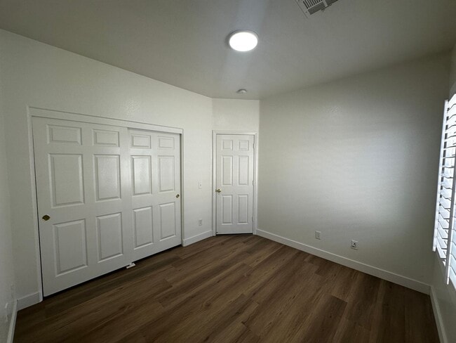 Building Photo - AUTUMN RIDGE AT SUMMERLIN-PHAS