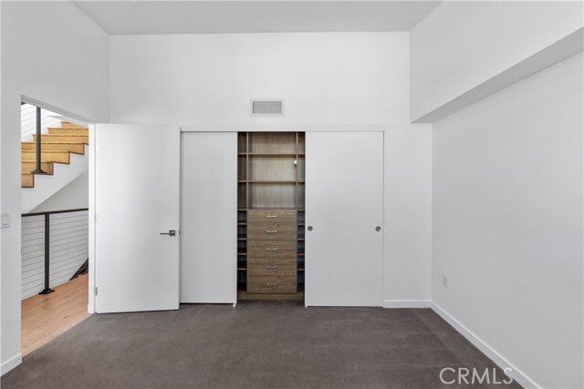 Building Photo - 6566 W 85th Pl