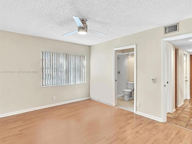 Building Photo - 1353 Springside Dr