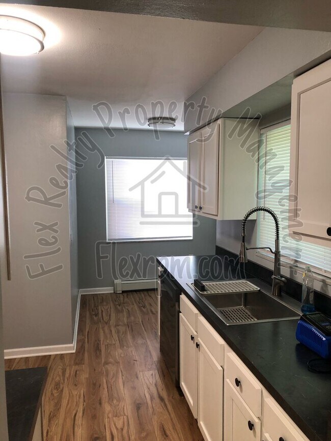Building Photo - Must See....new on the market!