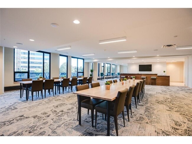 Building Photo - 1240 S 2nd St